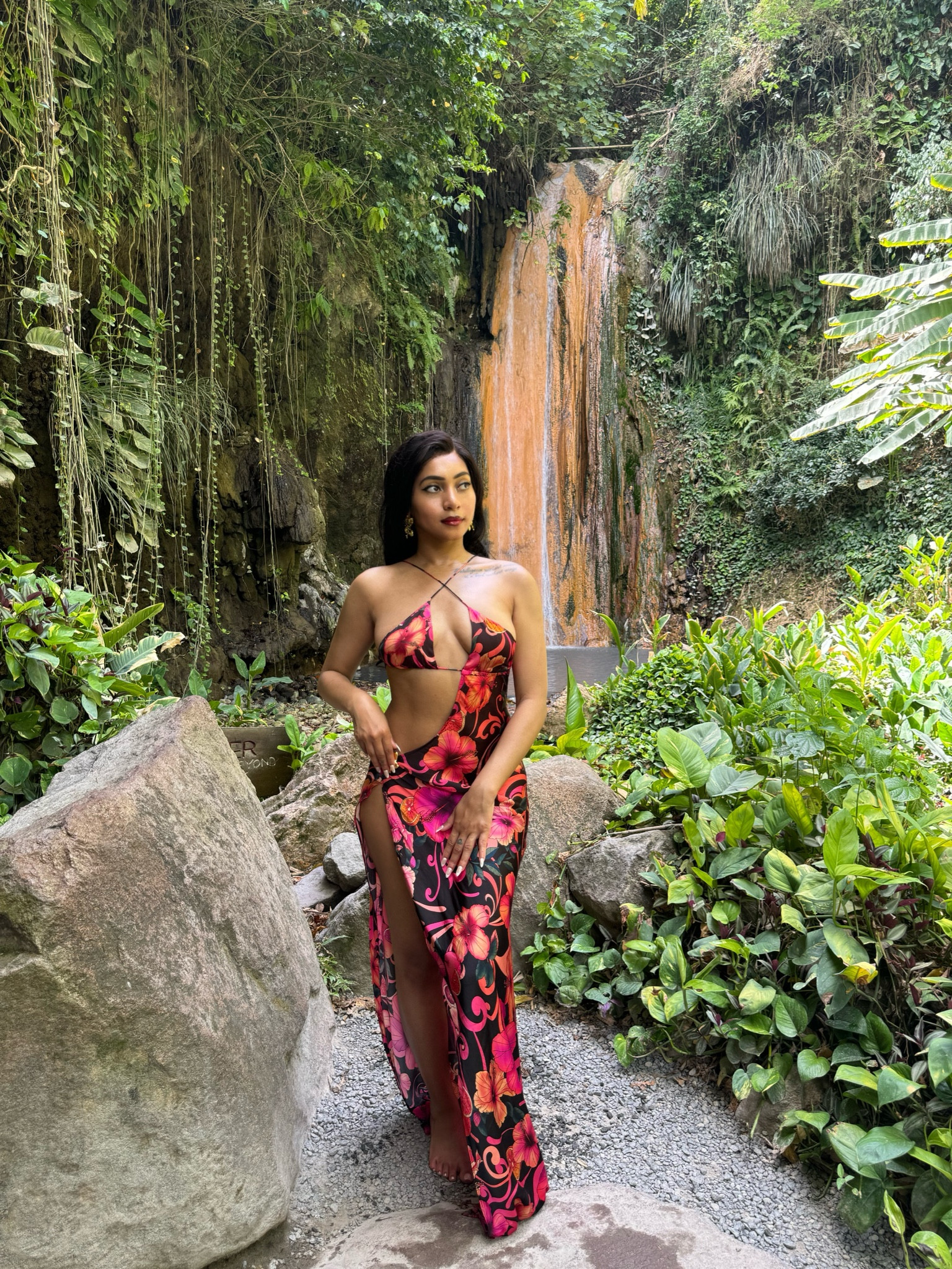 Diamond Falls in St. Lucia 🌺 Dress from Cin Cin and earrings Zara

Travel outfit, cutout dress, floral design, caribbean looks, starfish earrings, beach jewelry

#LTKtravel