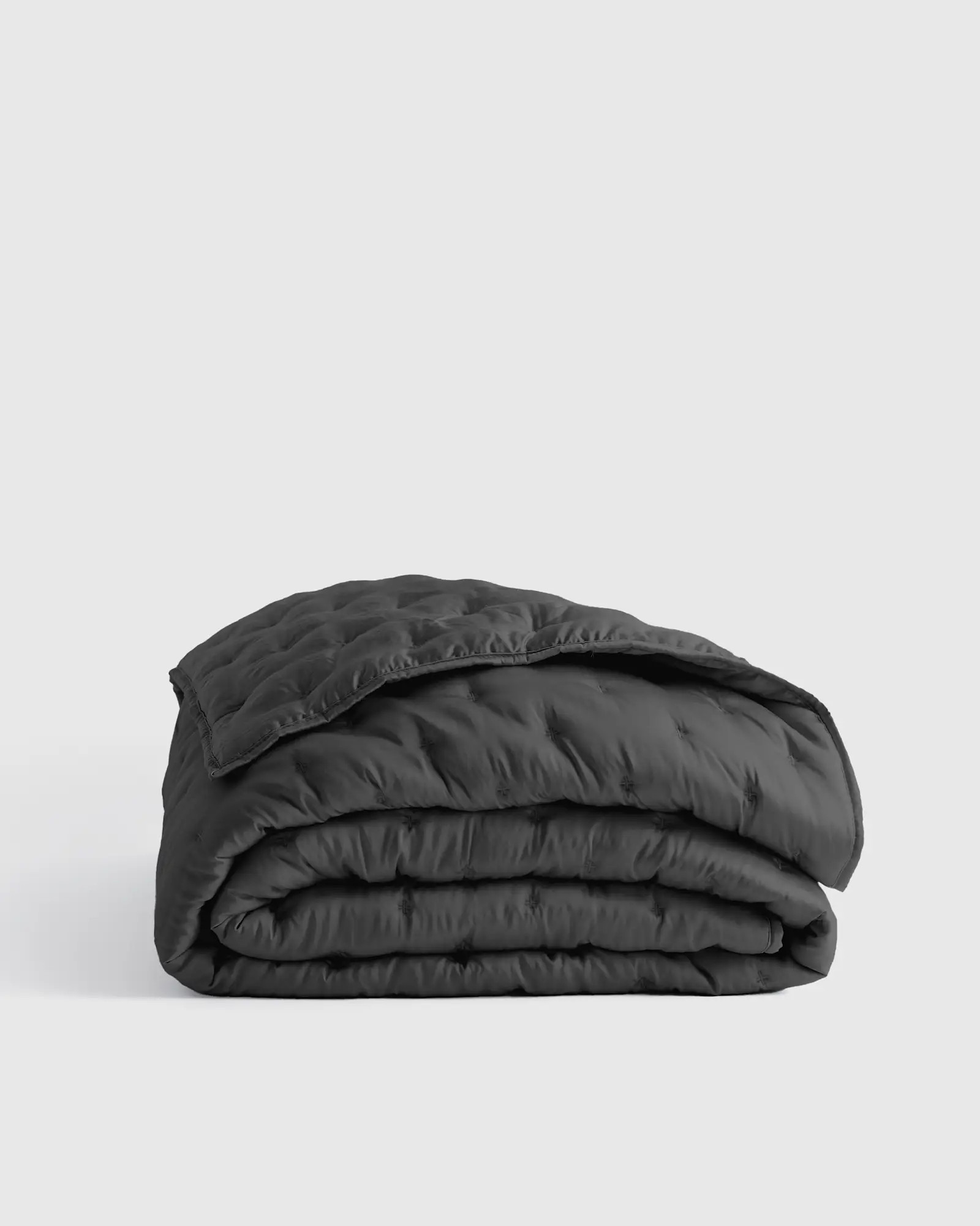 Bamboo Dream Quilt in Charcoal | Quince