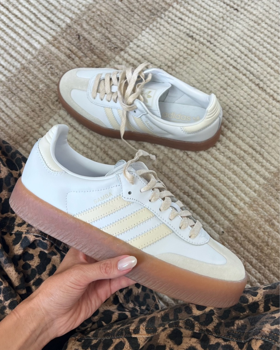 New adidas 🤩

White adidas, white sneakers, adidas sambae, adidas samba, teen girl
Sneakers, tween girl sneakers, mom sneakers, neutral sneakers, Christine Andrew 

#LTKStyleTip #LTKShoeCrush #LTKBacktoSchool