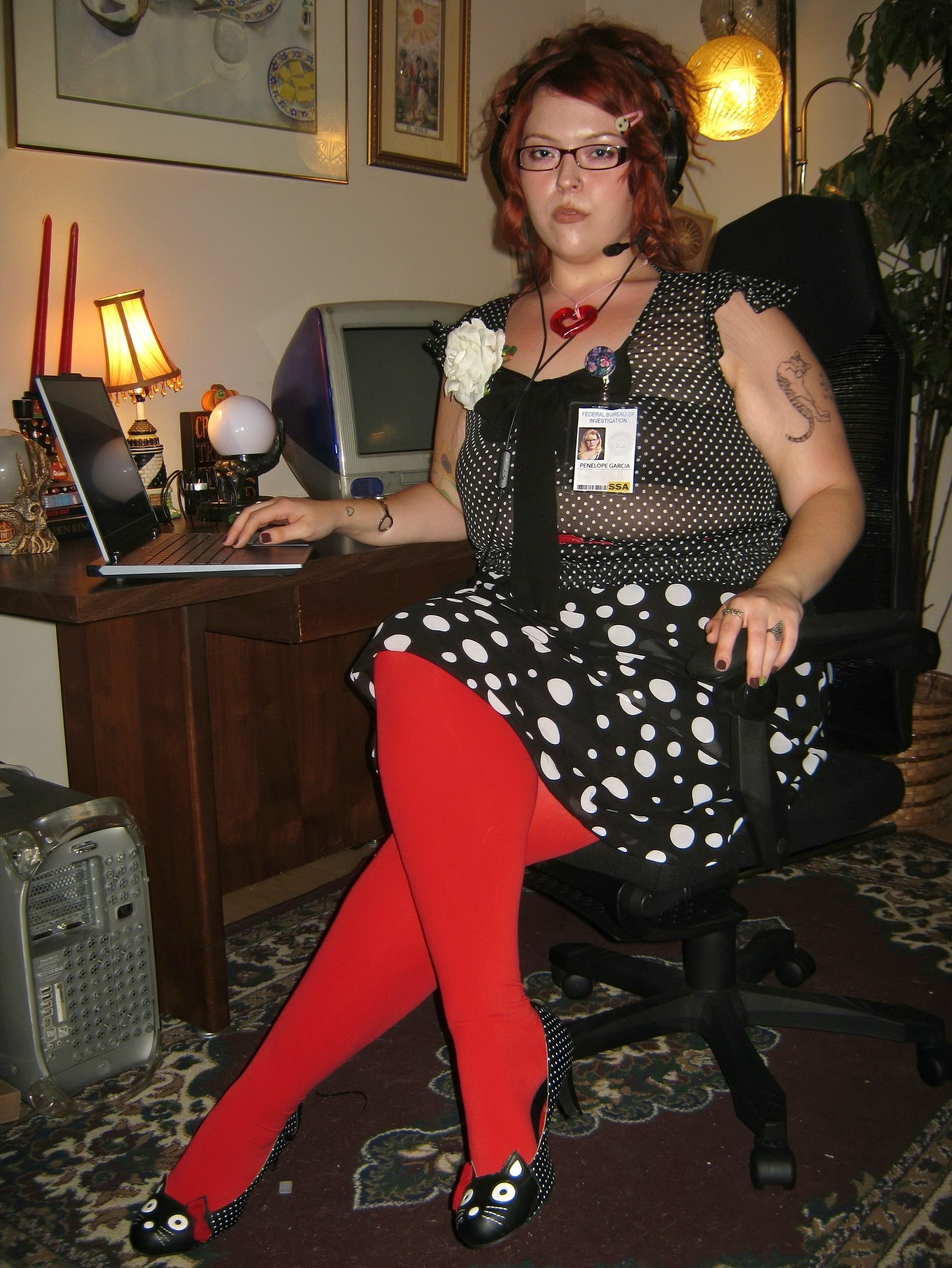 or what, you’ll spank me? the ICONIC miss penelope garcia <3 happy october!!! 👠💻💋