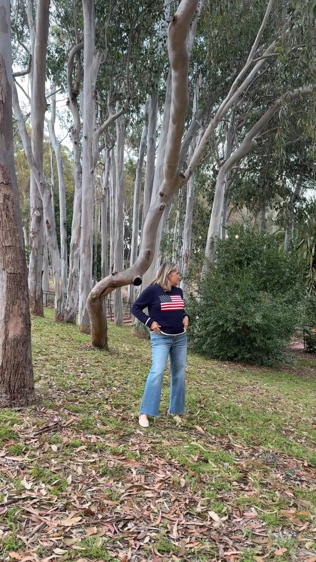 This is how I wear jeans when my menopause belly isn't cooperating. 🤍

My favorite tummy-friendly jeans, a classic flag sweater, and comfortable flats for an easy summer outfit.