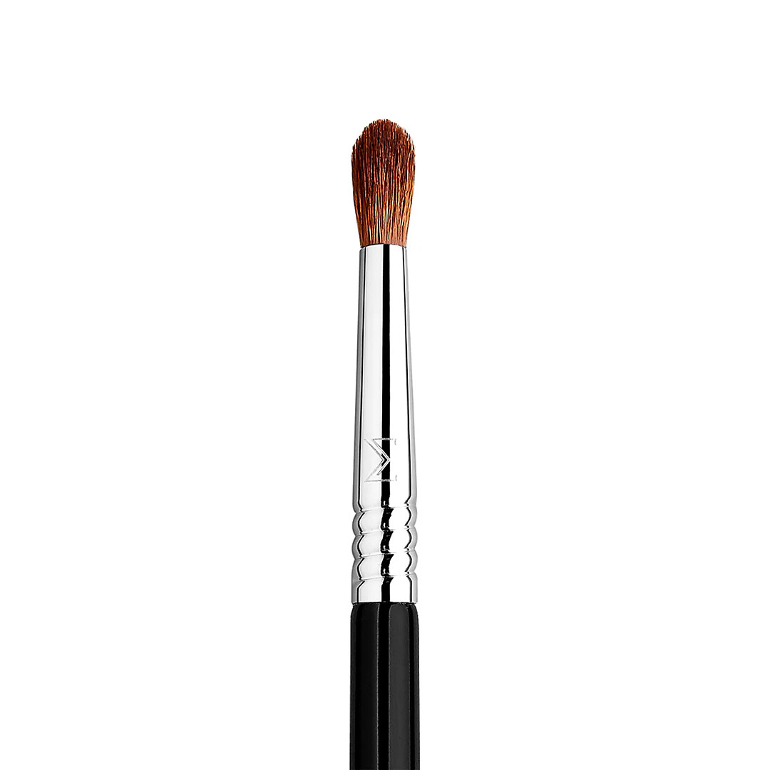 E42 PRECISION FIRM BLENDER™ BRUSH | Sigma Beauty