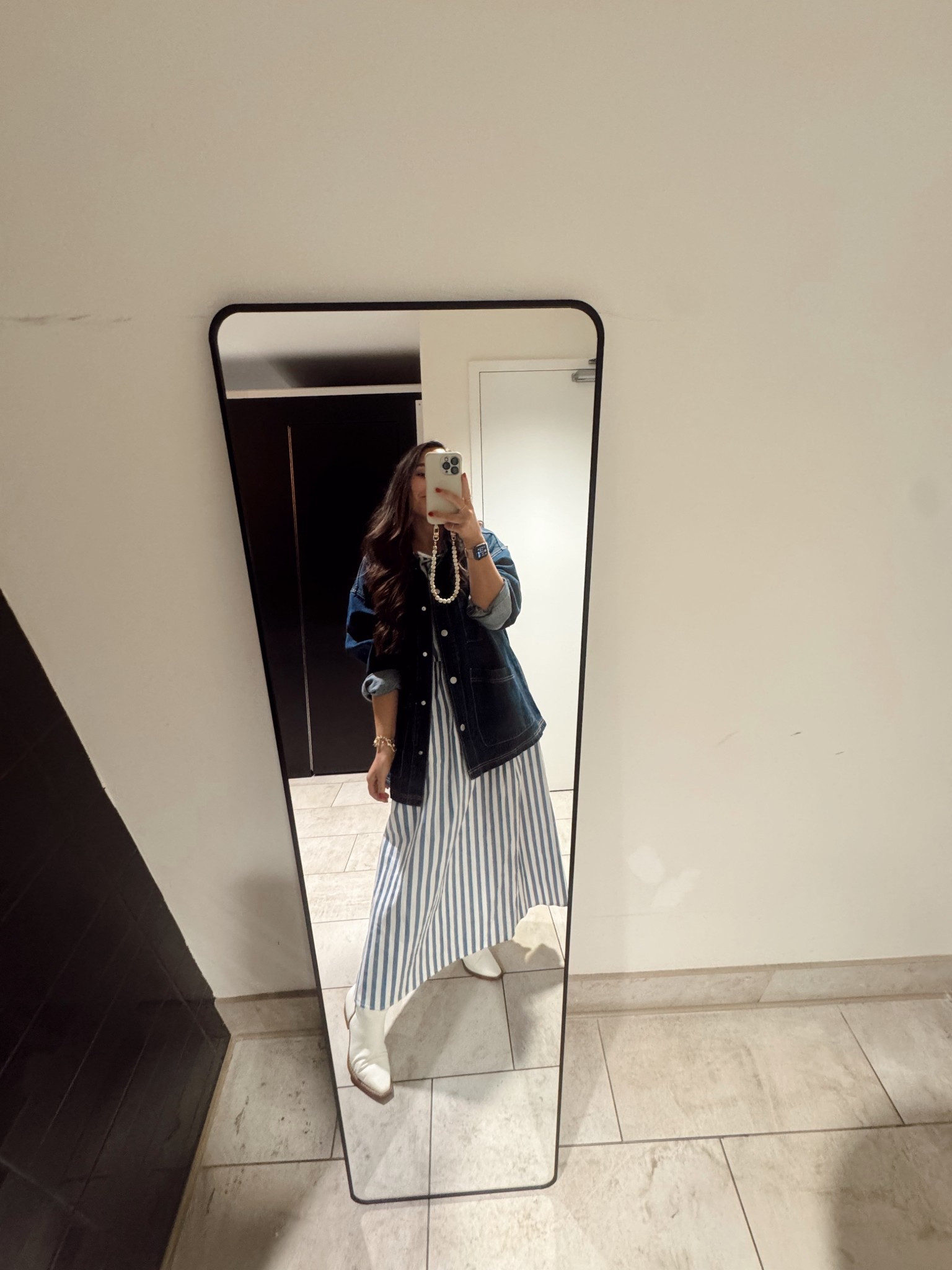 Loving this denim jacket lately 



#LTKPetite #LTKFindsUnder50 #LTKWorkwear