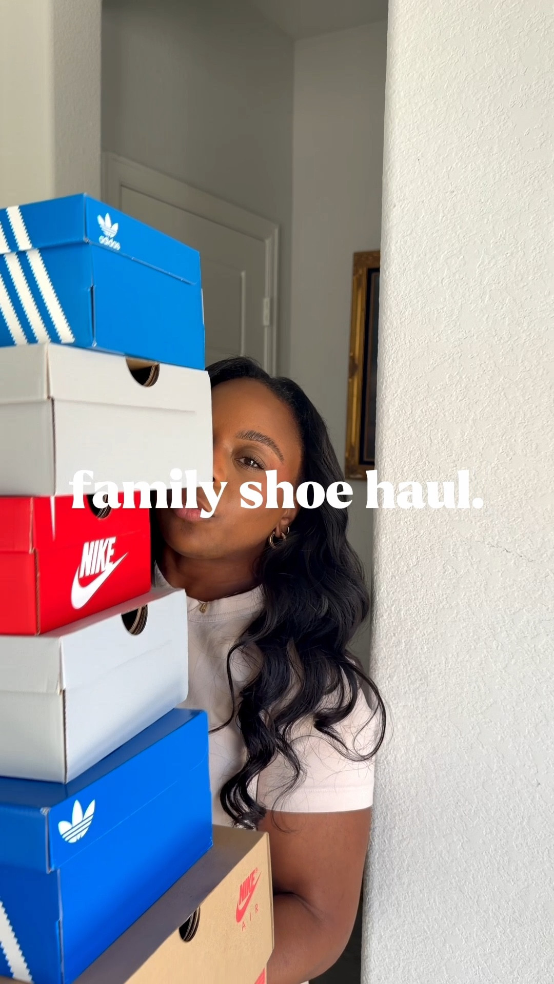 One things for sure, we’re taking the whole family to @footlocker and @kidsfootlocker because we’re leaving here with something ✨

