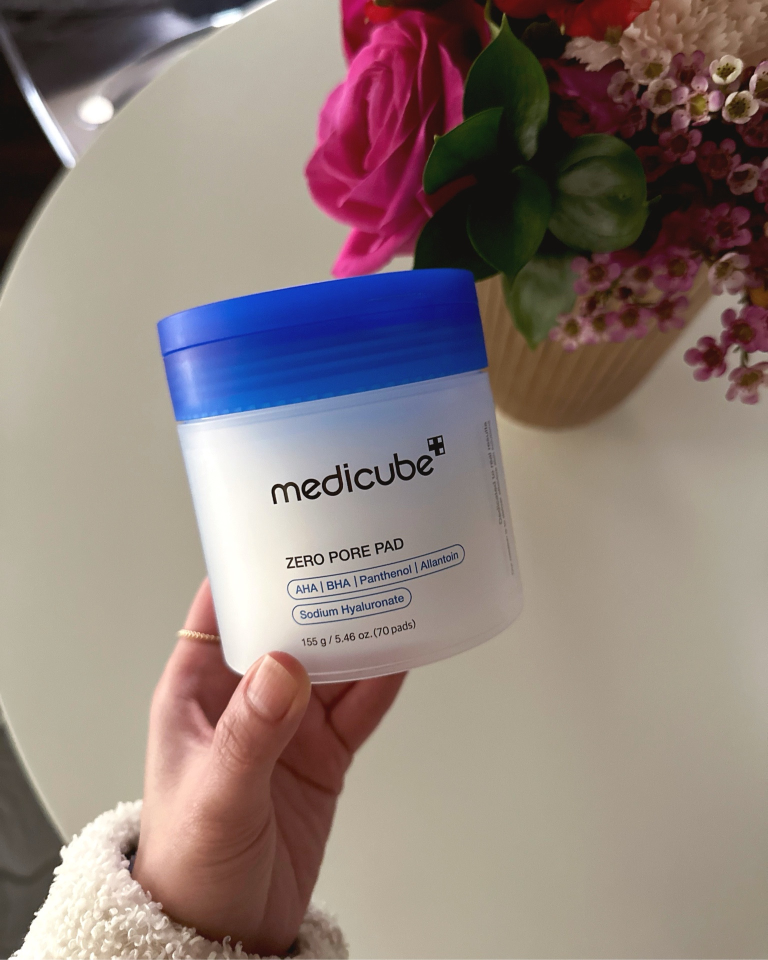 latest skincare product i’m loving lately! the medicube zero pore pad doesn’t irritate my sensitive skin (use 2-3x a week) & helps minimize pores! gives me that glass skin look 💯 {02.14.25}

medicibe zero pore pad, kbeauty, korean skincare, medicube 

#LTKBeauty