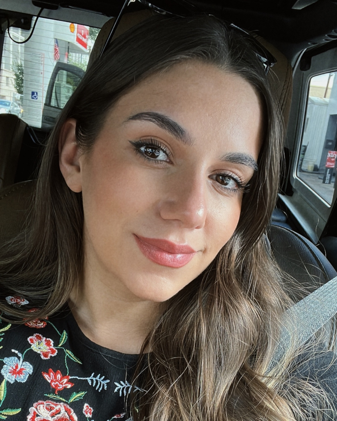 Maternity shoot makeup look 🤰🏻

#LTKbaby #LTKstyletip #LTKbeauty