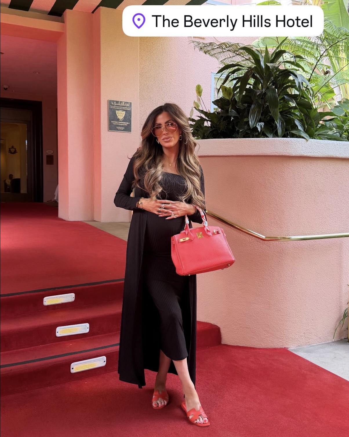 Wearing a size medium in this ribbed dress and cardigan set! 

Beverly Hills, OOTD, Black dress, Black Ribbed Dress, Date Night Outfit, Resort Wear, Beach Vacation Outfit, Maternity, Valentines Outfit, Emily Ann Gemma

#LTKgrwm #LTKdayinmylife #LTKootd