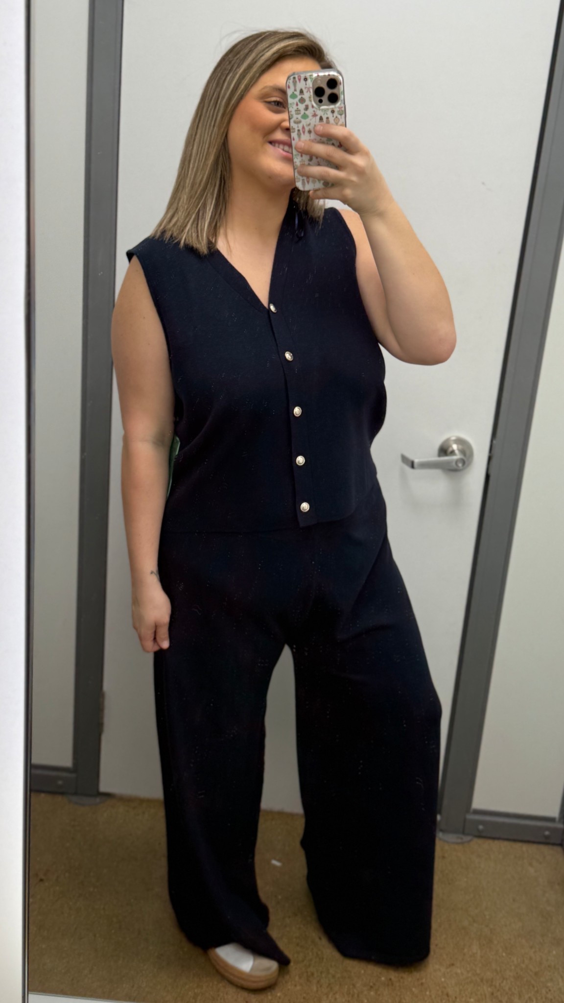 Okay but WHY does this Walmart set look this chic?! 😍 The fit is so flattering and comfy — perfect for school drop-off, errands, or dressing up with a cute sandal. Sets just make life easier and this one is a 10/10. #WalmartFashion #WalmartFinds #MatchingSet #MomStyle #AffordableChic #EverydayStyle #OnTheGoMom #BudgetFriendlyFashion #LTKStyle #ChicOnABudget

#LTKMidsize #LTKootd #LTKmomlife