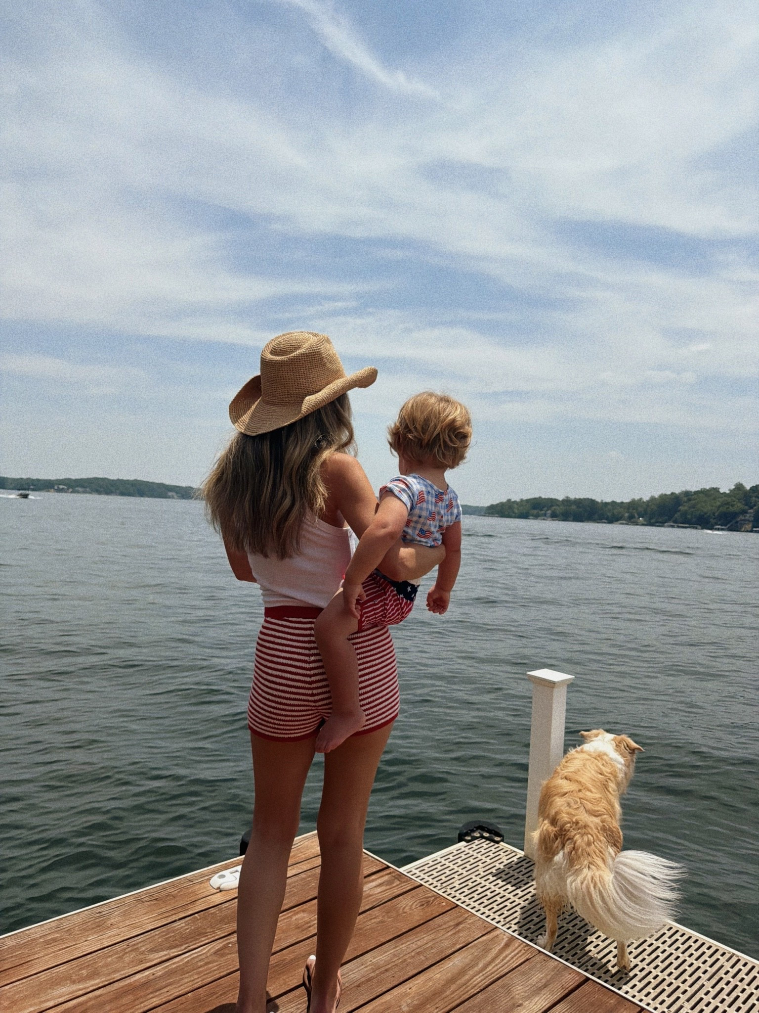 spent the fourth dockside at the lake 🍒🇺🇸🦪🌊 size xs in my tank and xxs in the micro sweater shorts

#LTKootd #LTKmomlife #LTKPetite