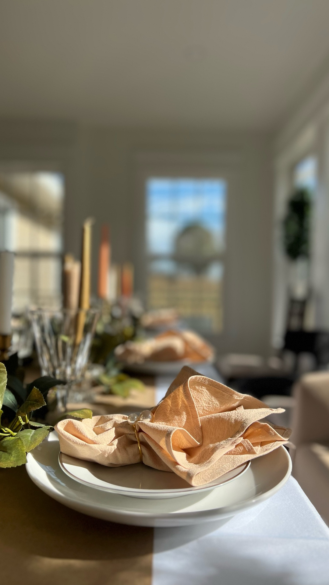 I've linked similar holiday decor from Amazon & Walmart — in case you're not much of a thrifter but want to recreate this table setting! 

#LTKHome #LTKSaleAlert #LTKHoliday