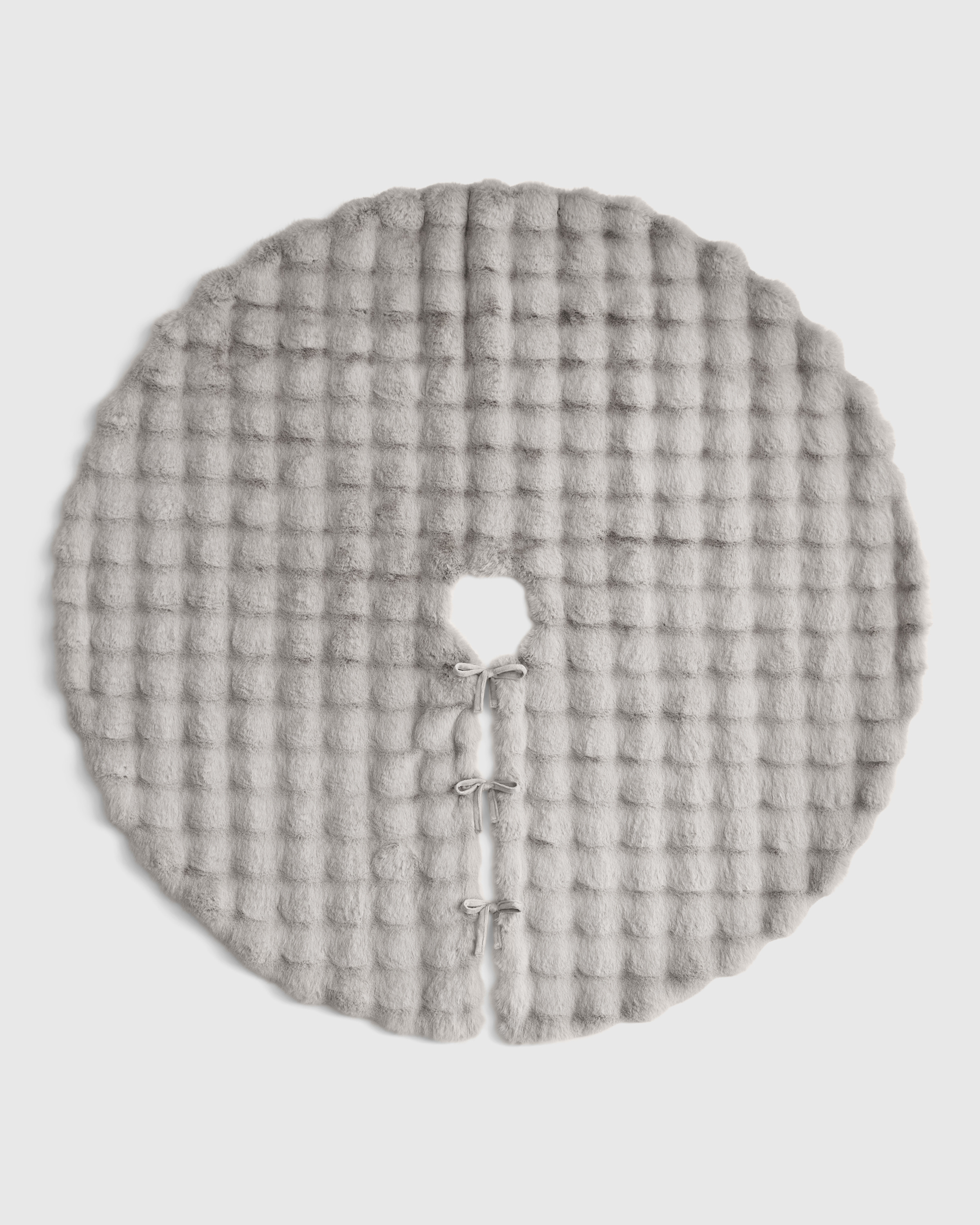 Faux Fur Tree Skirt | Quince