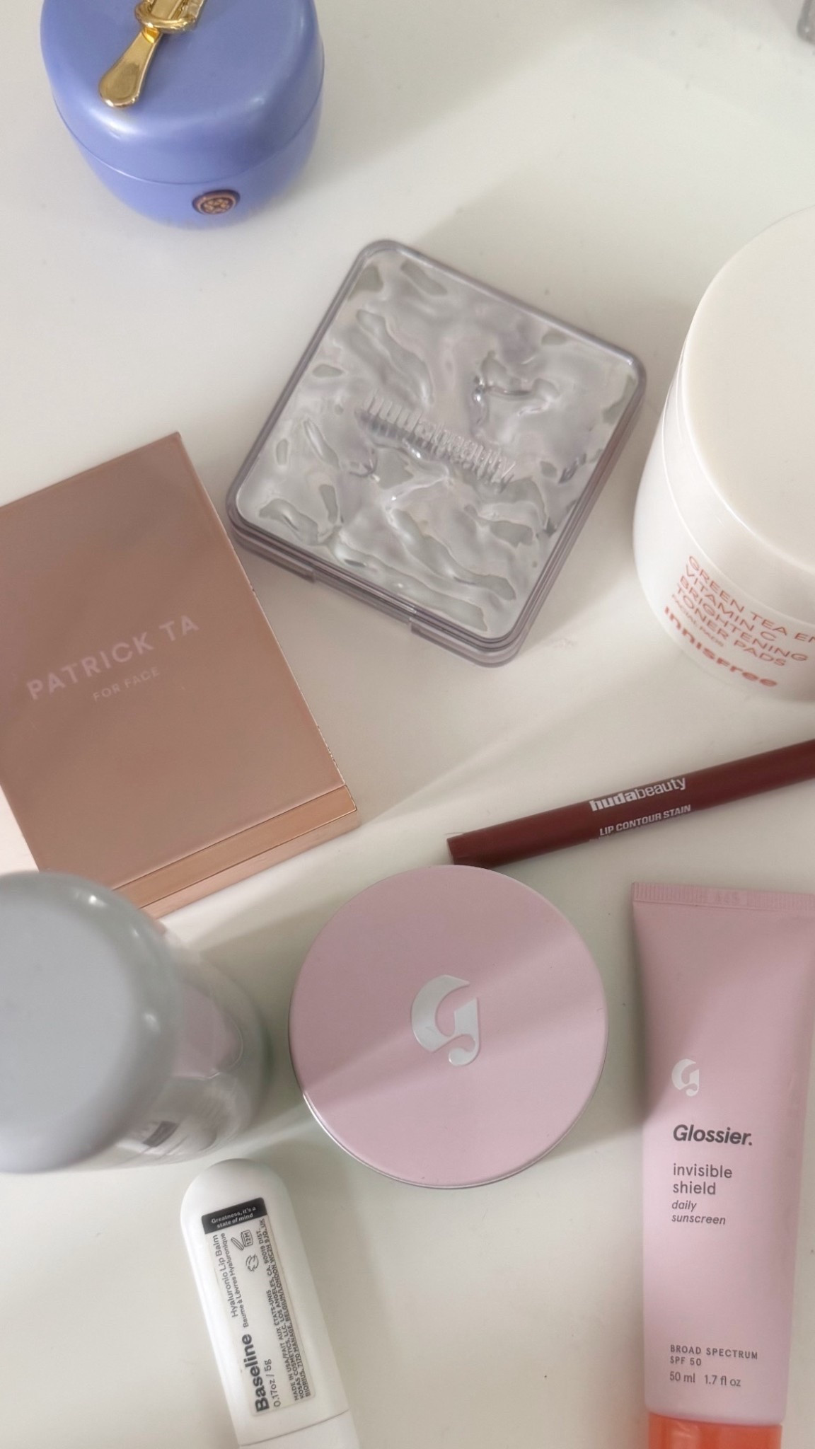 morning skincare 💕🫧
@hudabeauty @Tatcha 

#LTKselfcare #LTKgrwm #LTKmorningroutine