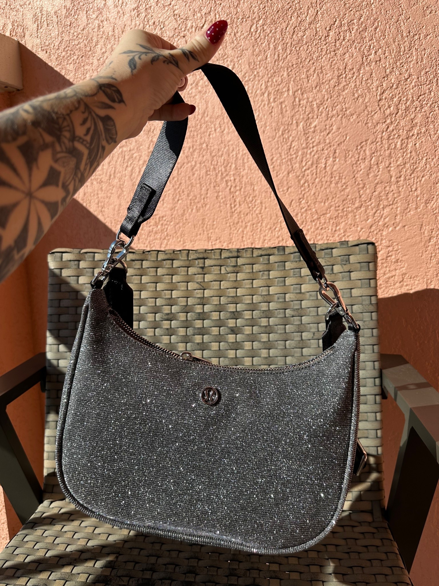 the perfect holiday bag/gift idea ✨💖

#LTKFindsUnder100 #LTKHoliday #LTKGiftGuide