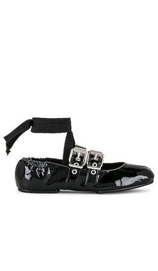 Schutz Raika Flat in Black. - size 6 (also in 10, 6.5, 7, 7.5, 8, 8.5, 9, 9.5) | Revolve Clothing (Global)