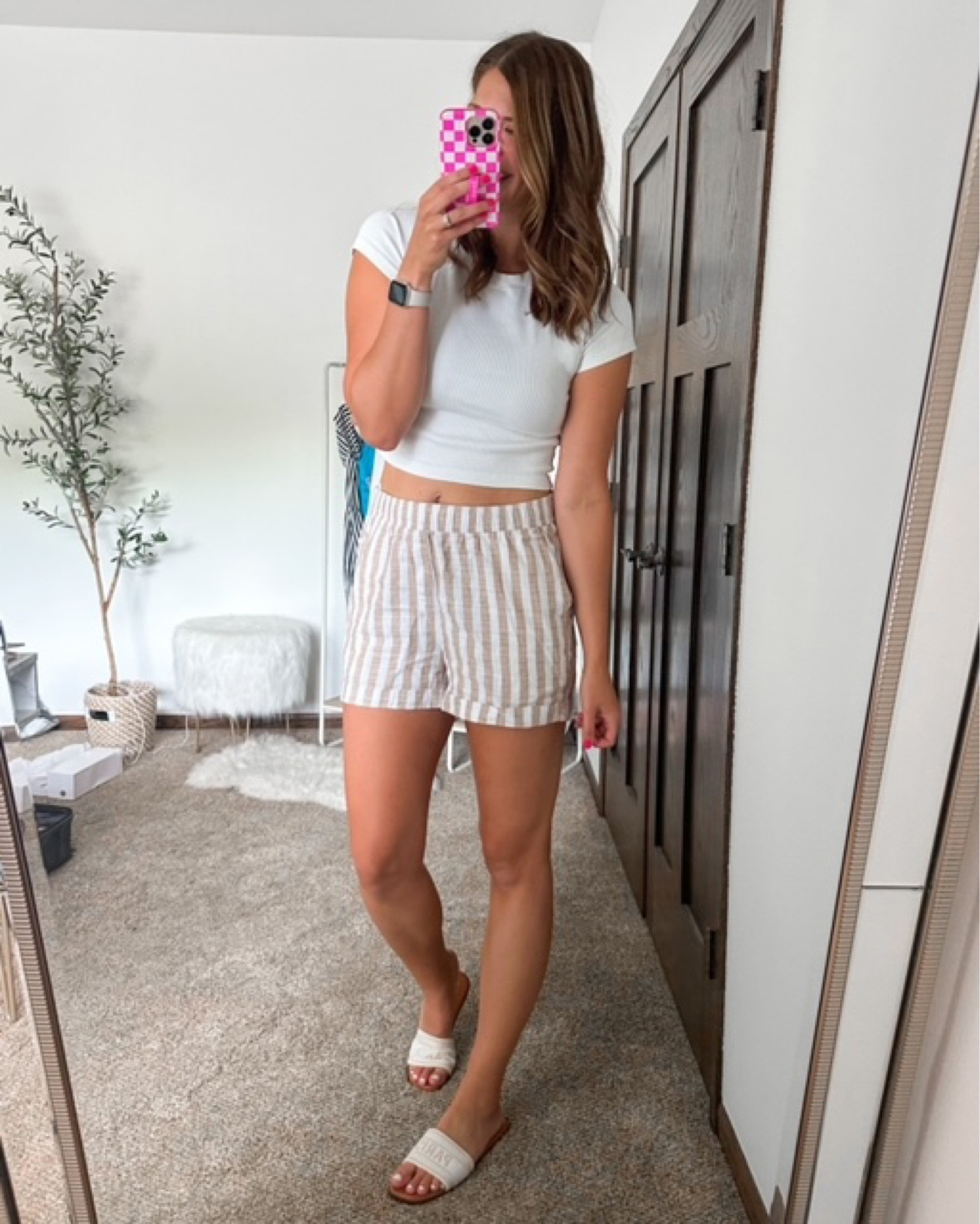 These shorts are half off, and everything else is at least 40% off at Old Navy!

Summer shorts, cropped white tee, summer style, vacation, ootd, linen shorts 

#LTKunder50 #LTKsalealert #LTKstyletip