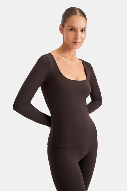DAYFLEX BUILT-IN SUPPORT SCOOP NECK LONG SLEEVE TOP - AMERICANO | TALA (UK)