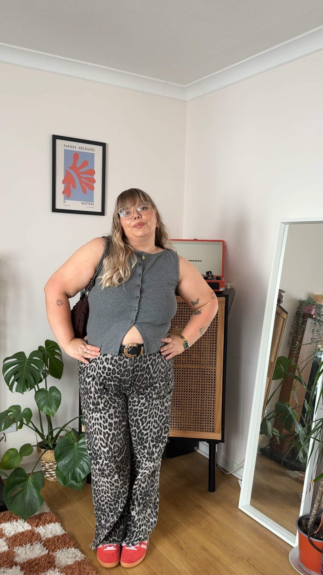 Friday night OOTN 🐆

Leopard print, outfit inspo, pub outfit, adidas spezial, midsize fashion 

#LTKeurope #LTKmidsize