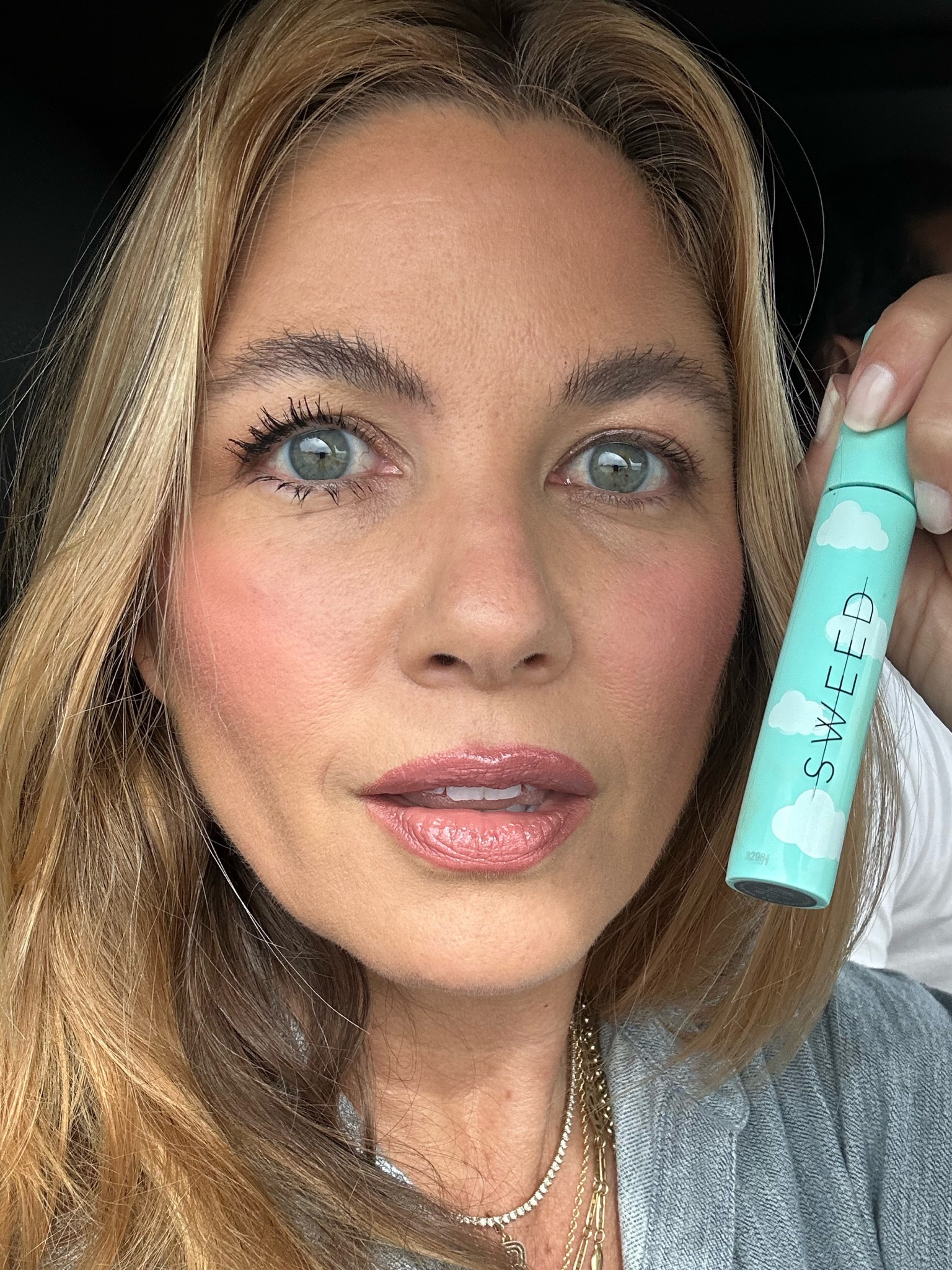 What a difference this mascara makes! Clean formula, volumizing and lengthening and doesn’t budge! 

#LTKbeauty #LTKfindsunder50