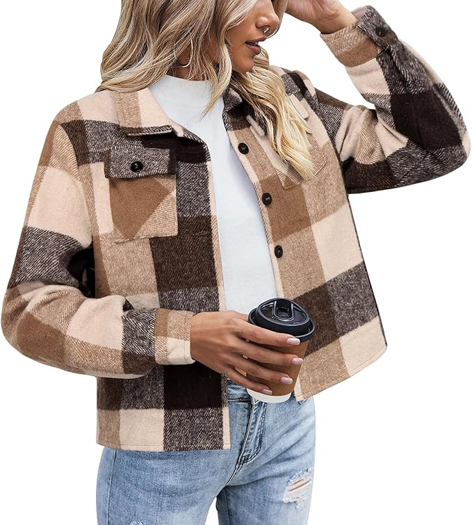 Zeagoo Flannels for Women Cropped Shacket Jacket Fashion Plaid Button Down Shirt 2025 Fall Coat T... | Amazon (US)