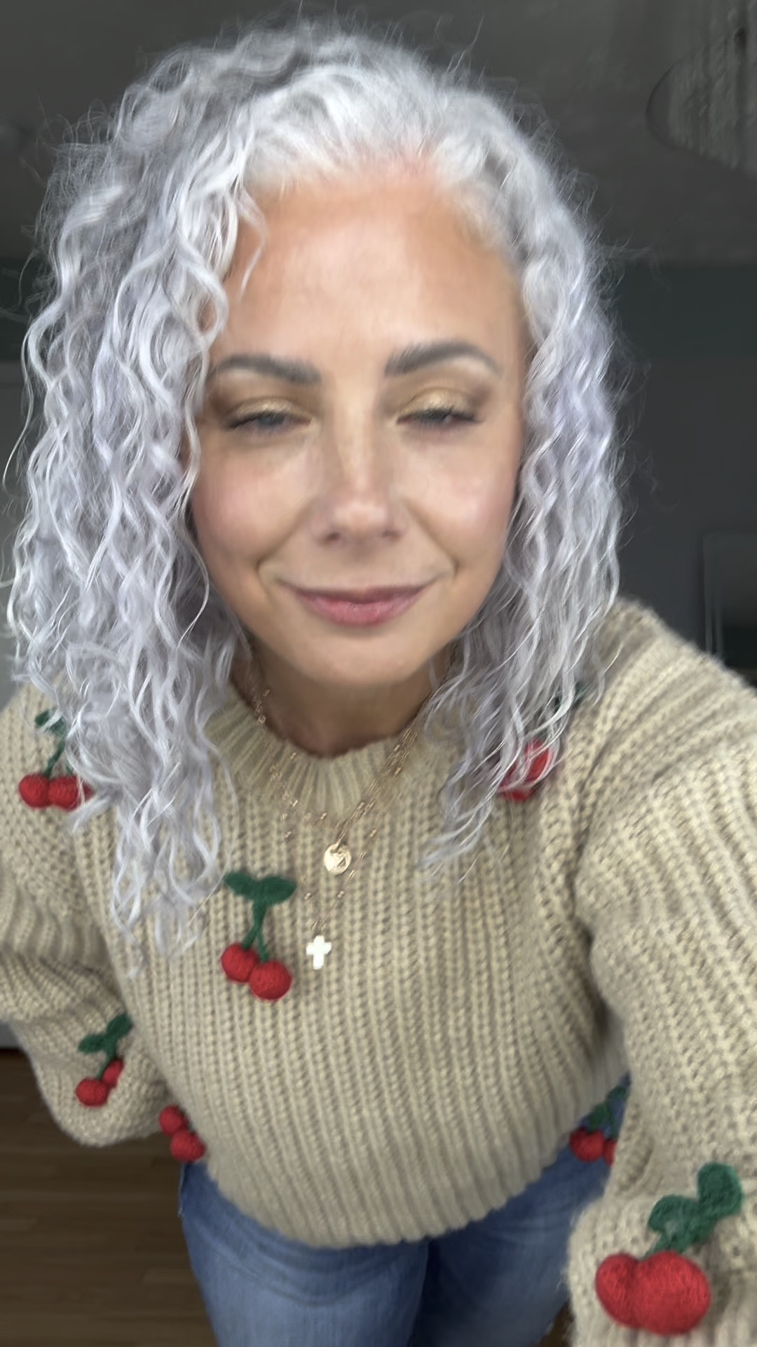 Cherry-picked for your wardrobe! 🍒 This cozy, high-quality sweater is as warm as it is adorable—and it’s totally on trend. Don’t miss your chance to snag this sweet style! #CherryVibes #CozyAndCute