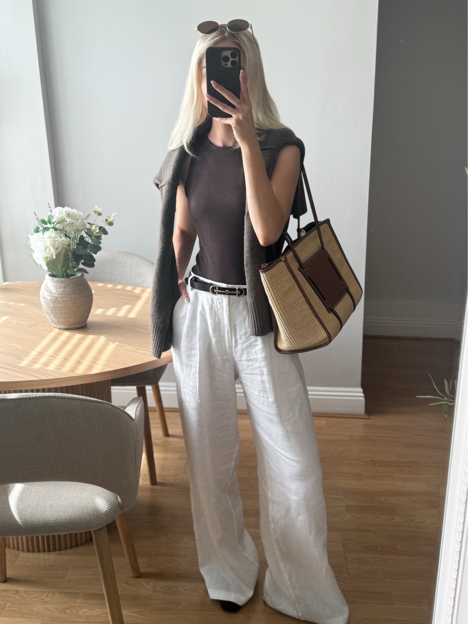 Summer outfit of the day 🤍

Pull and bear outfit, casual style, white linen trousers, brown tee, straw tote bag

#LTKspring #LTKsummer