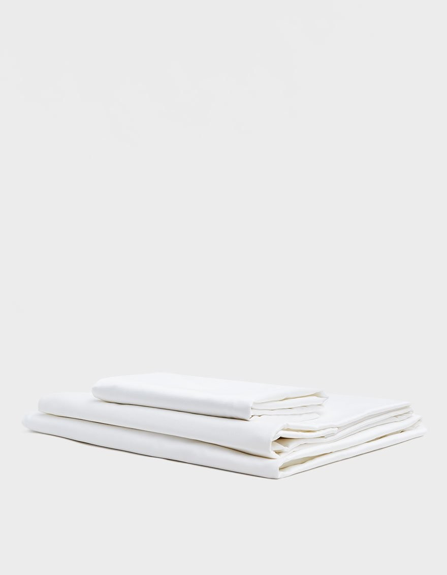 Brooklinen Classic Queen Core Bed Sheet Set in Solid White | Need Supply Co.