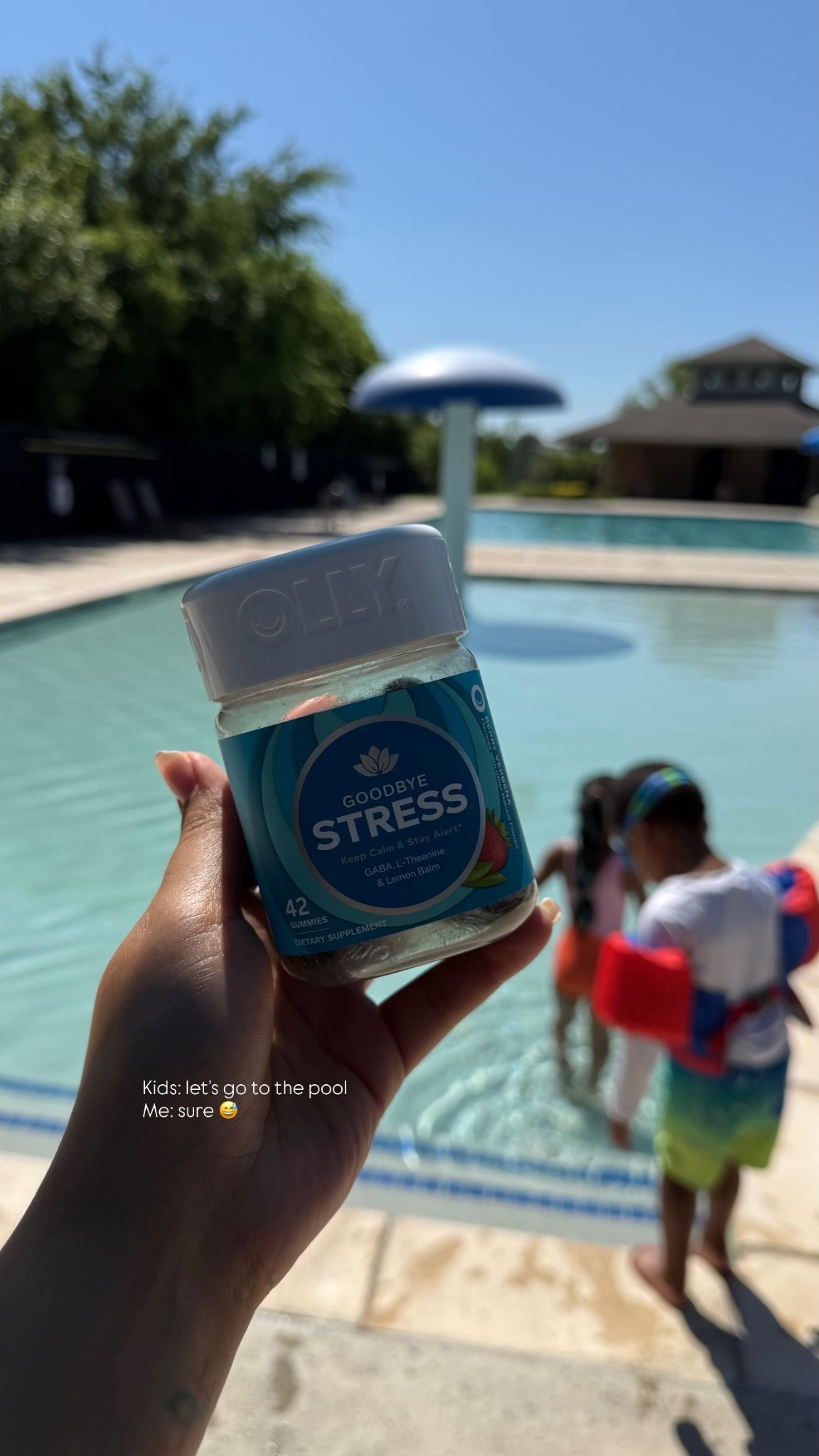 Kids: let’s go to the pool
Me: sure 😅 @ollywellness