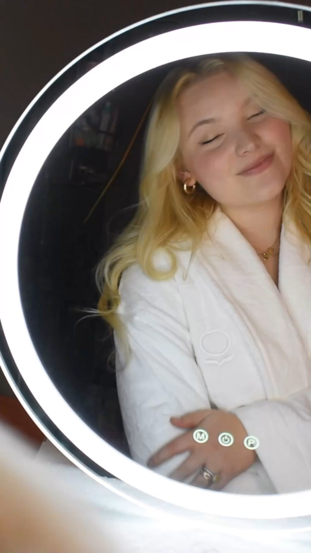 Wrapping up the season in organic comfort 🤍
From plush towels to the coziest robe, Naturepedic makes everyday rituals feel elevated — without compromising on clean, non-toxic materials. A perfect gift (or self-gift) for anyone who loves luxury that’s actually better for you.

#ad @naturepedic
#Naturepedic #HolidayGiftGuide #GiftsUnder180 #LuxuryForLess #OrganicLuxury