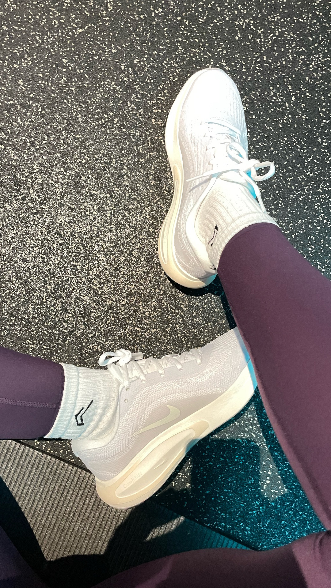 @Nike US @ASOS 
Nike running trainers 

#LTKfitness #LTKshoes #LTKunboxing