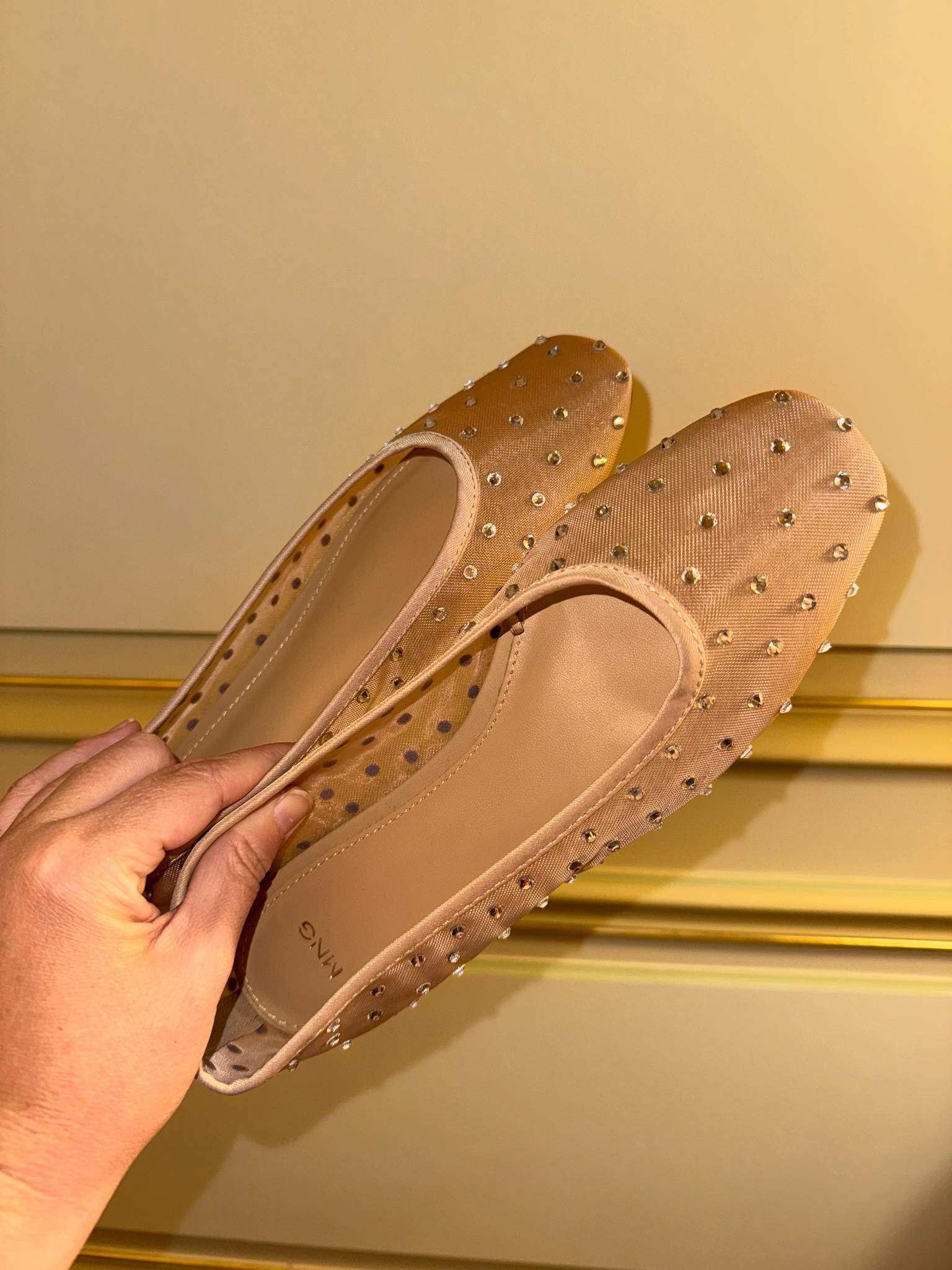 Most beautiful mesh ballet flats! 

#LTKShoeCrush #LTKStyleTip #LTKFindsUnder100