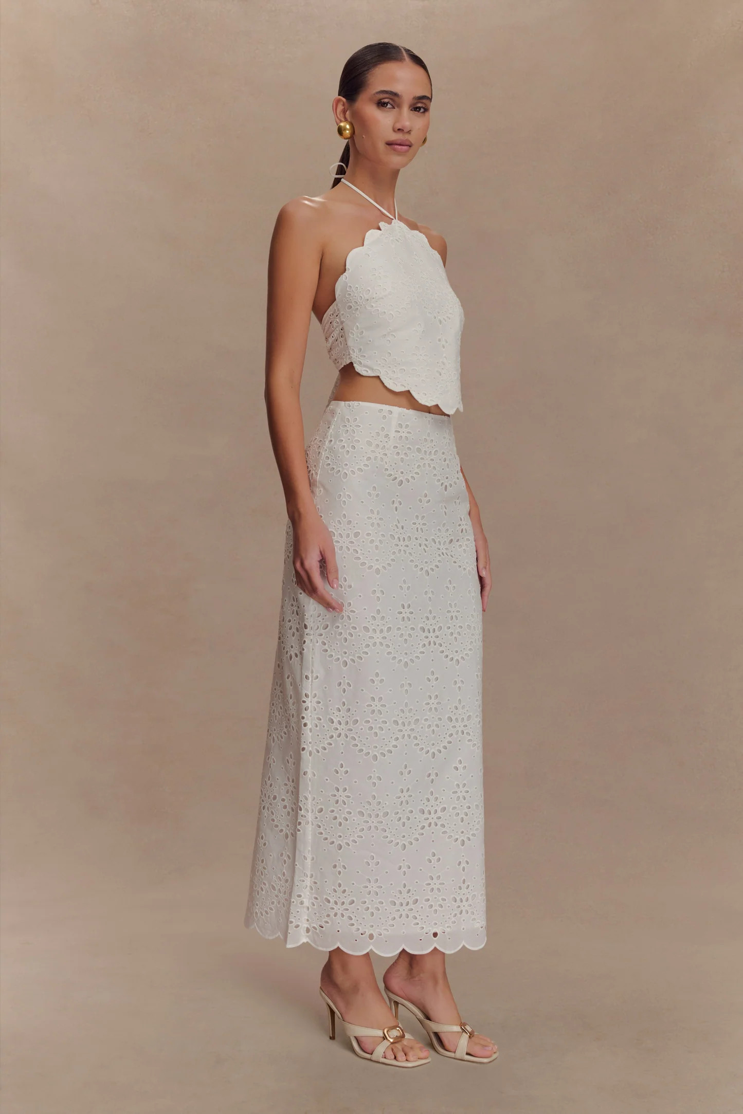 Kensley Broderie Midi Skirt - White | MESHKI US