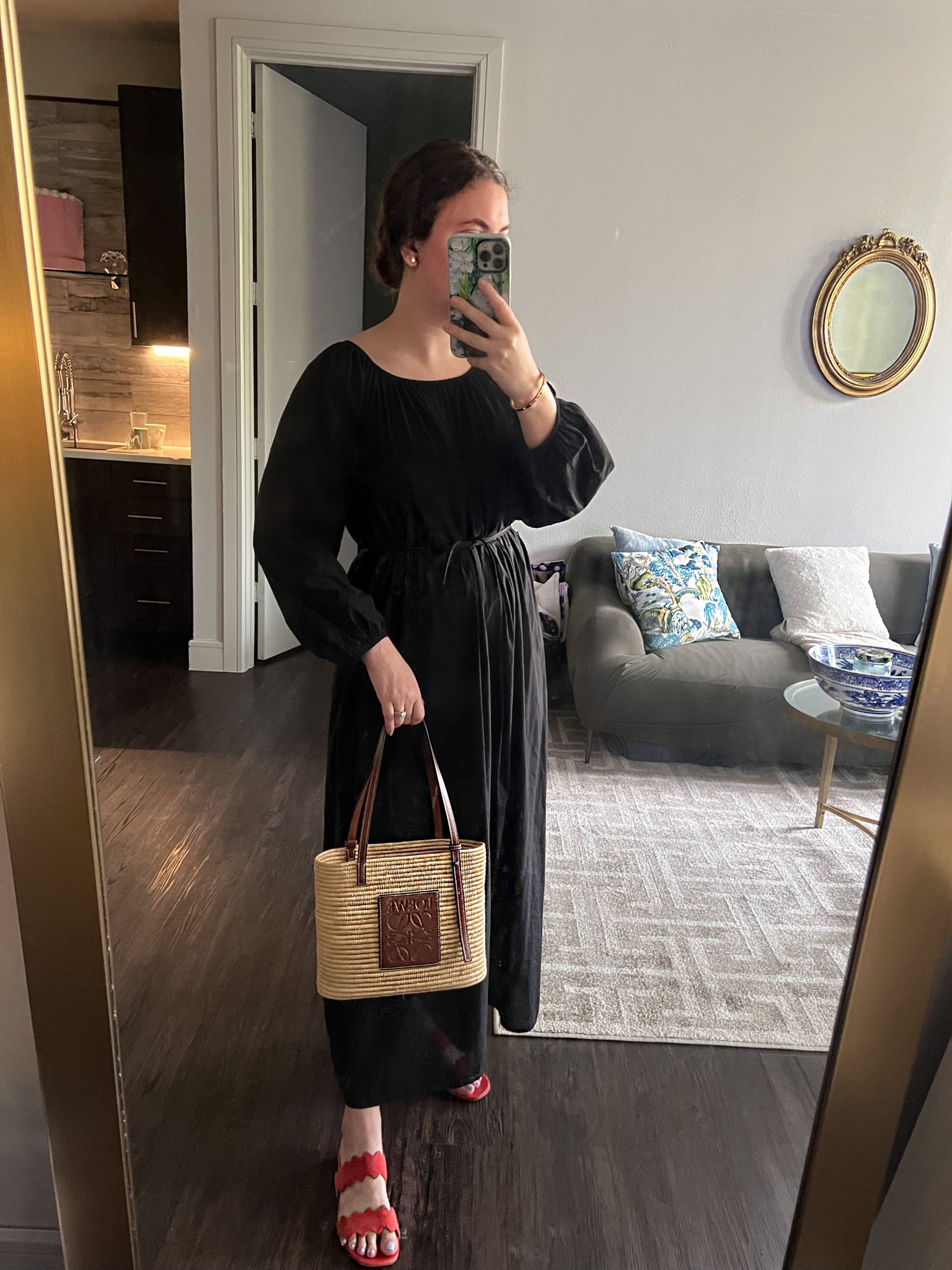 LBD 🤍 

#littleblackdress #loewebag #loeweraffia #hmdress #summerdresses

#LTKunder50 #LTKunder100 #LTKitbag