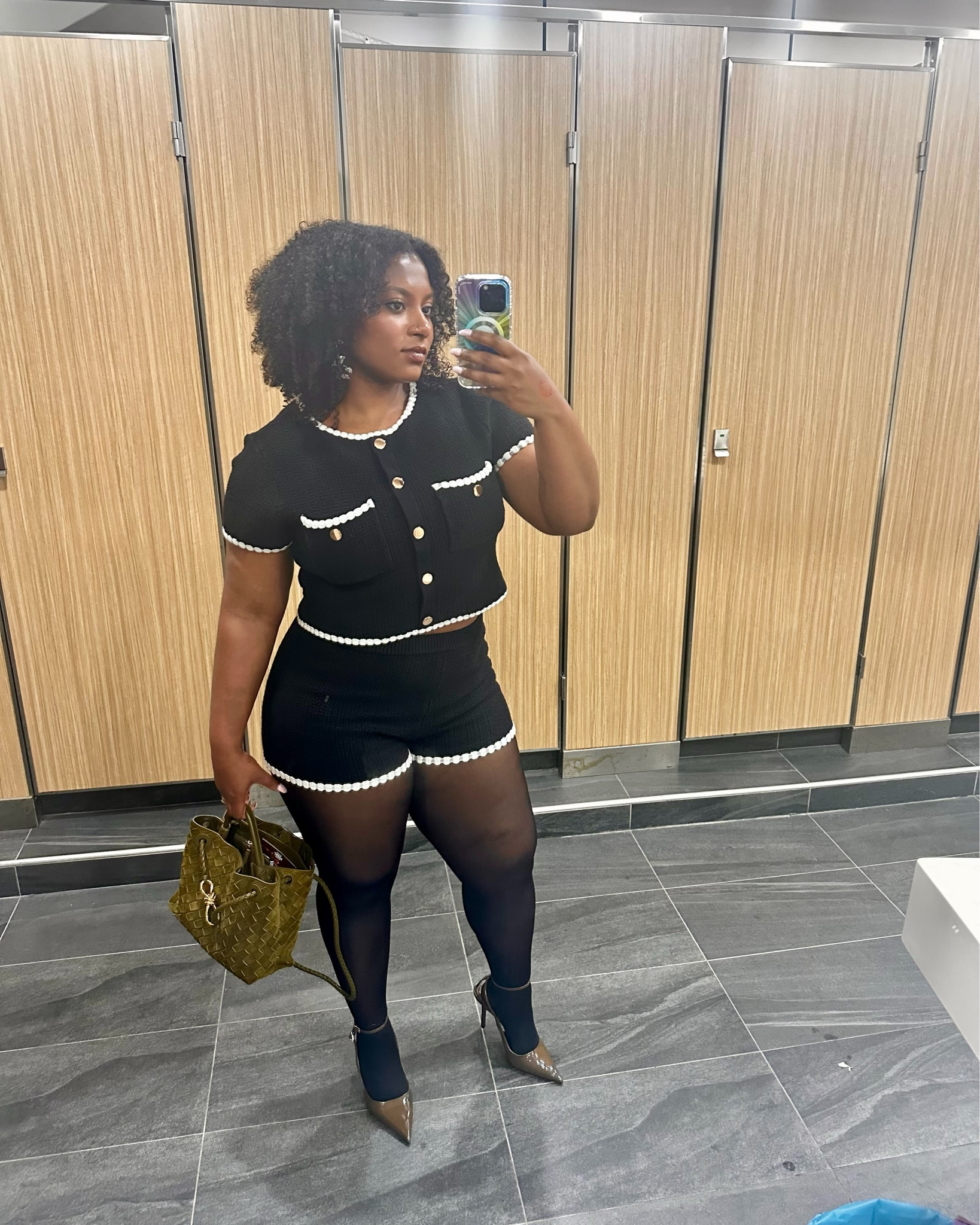 Matching set vibes…ALWAYS 🤍🖤
—
I’m wearing an XL in both items! Meshki might have me in a forever chokehold fr

#LTKStyleTip #LTKSpringSale #LTKMidsize