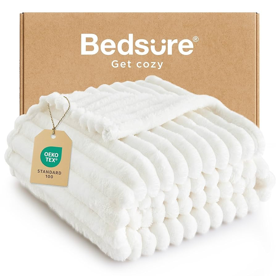Bedsure GentleSoft White Throw Blanket for Couch - Cozy Soft Blankets for Women, Cute Small Fleec... | Amazon (US)