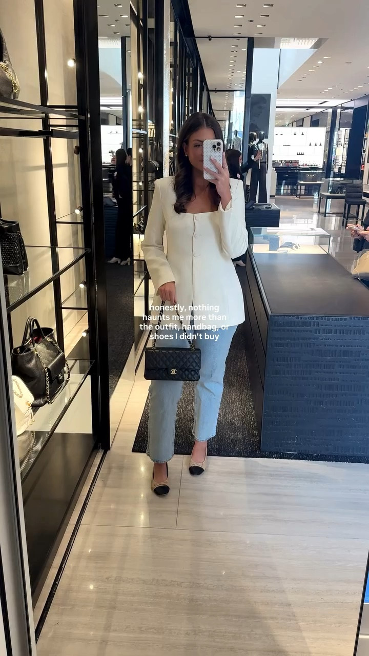 there’s just so many things I want to buy!!!😭 #shopaholic #shopping #shoppingaddict

Sizing:
Top - size Medium (buttons are functional & fabric has no stretch!!)
Jeans - size 28 long (tts & I am 5’10)
Flats - tts 

#LTKootd