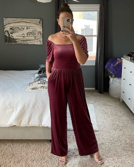 Wearing a size large. You can wear on the shoulder or off.

#velvet #jumpsuit #holidayoutfits #holidaystyle #christmasoutfit #nyeoutfit #holidaylook #thanksgivingoutfit #partyoutfit

#LTKHoliday #LTKCyberweek #LTKunder50