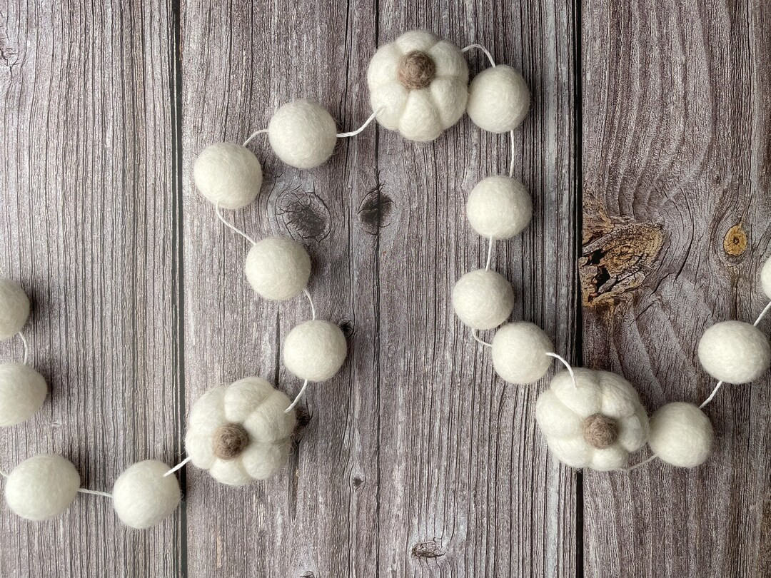 FALL Decor. Pom Poms Garland. Pumpkin Decor. Pumpkin Garland. Felt Pompom Garland - Etsy | Etsy (US)
