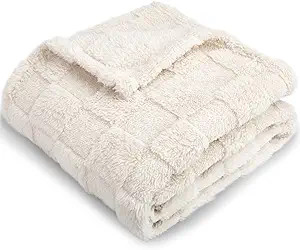 HOMRITAR 3D Gingham Fleece Baby Blanket for Girls Boys Chessboard Grid Warmer Comfort Reversible ... | Amazon (US)