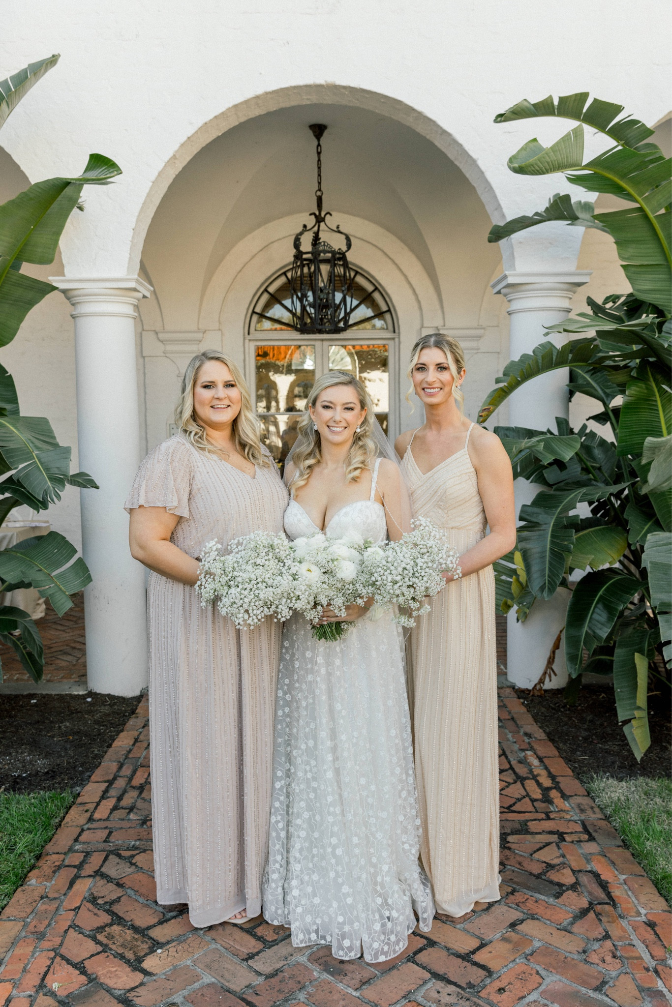 My maids of honor wore sequin how me your mumu bridesmaid dresses ✨

bridesmaid dress, wedding guest dress, sequin dress, champagne dress 

#LTKMostLoved #LTKwedding #LTKSeasonal