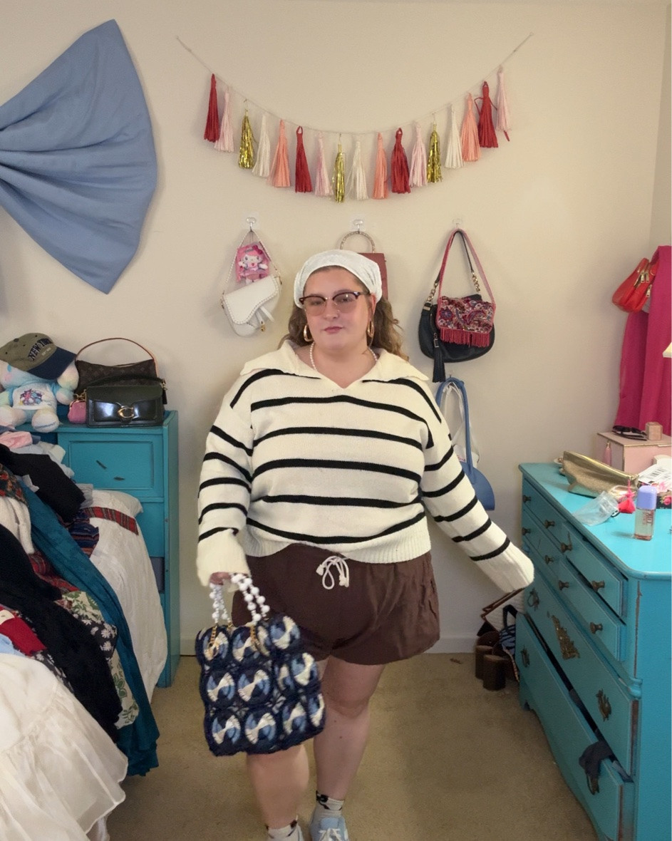 Casual plus size spring outfit of the day • I love knitwear for the summer and spring! I paired these linen shorts from old navy with a sweater and sneakers for an elevated casual look.

#LTKootd #LTKPlusSize #LTKMidsize