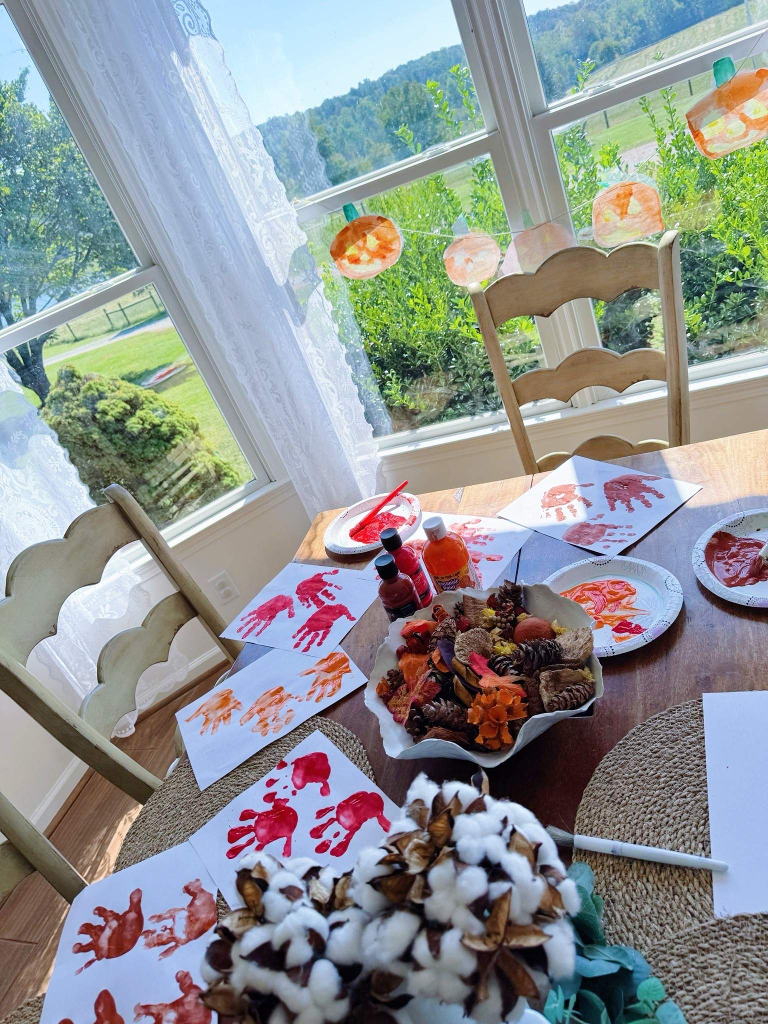 Messy hands covered in paint 🫟, handprint artwork covering my kitchen table 🪑 to be cut out ✂️, and happy littles 👶🏼 running around… the days little Emily always dreamed of!!! 🥹🥲