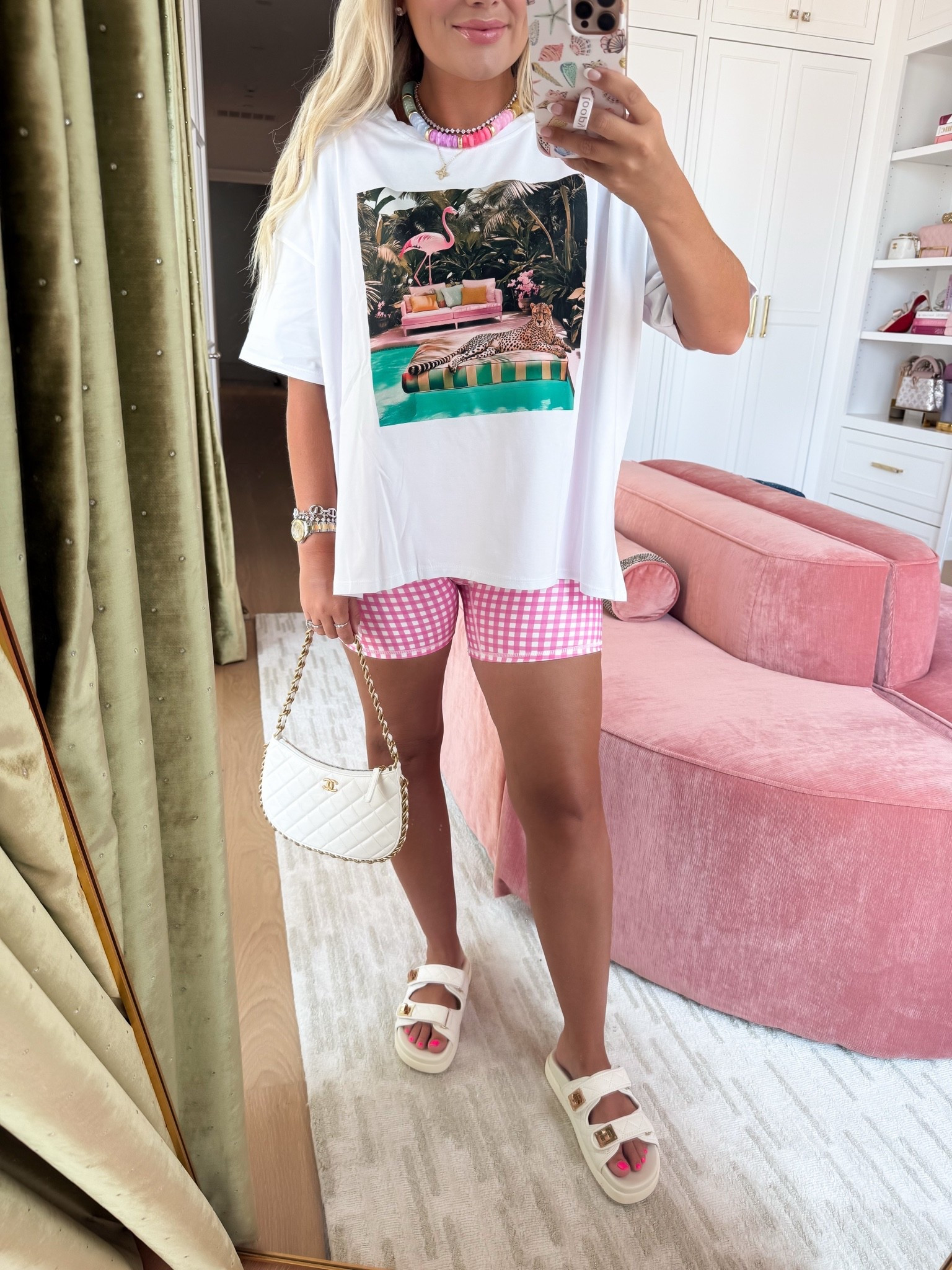 Obsessed with this tee! ￼

#LTKootd #LTKgrwm #LTKmomlife