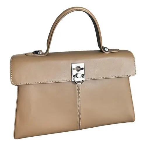 Seconde main de luxe - Vestiaire Collective | Vestiaire Collective (Global)