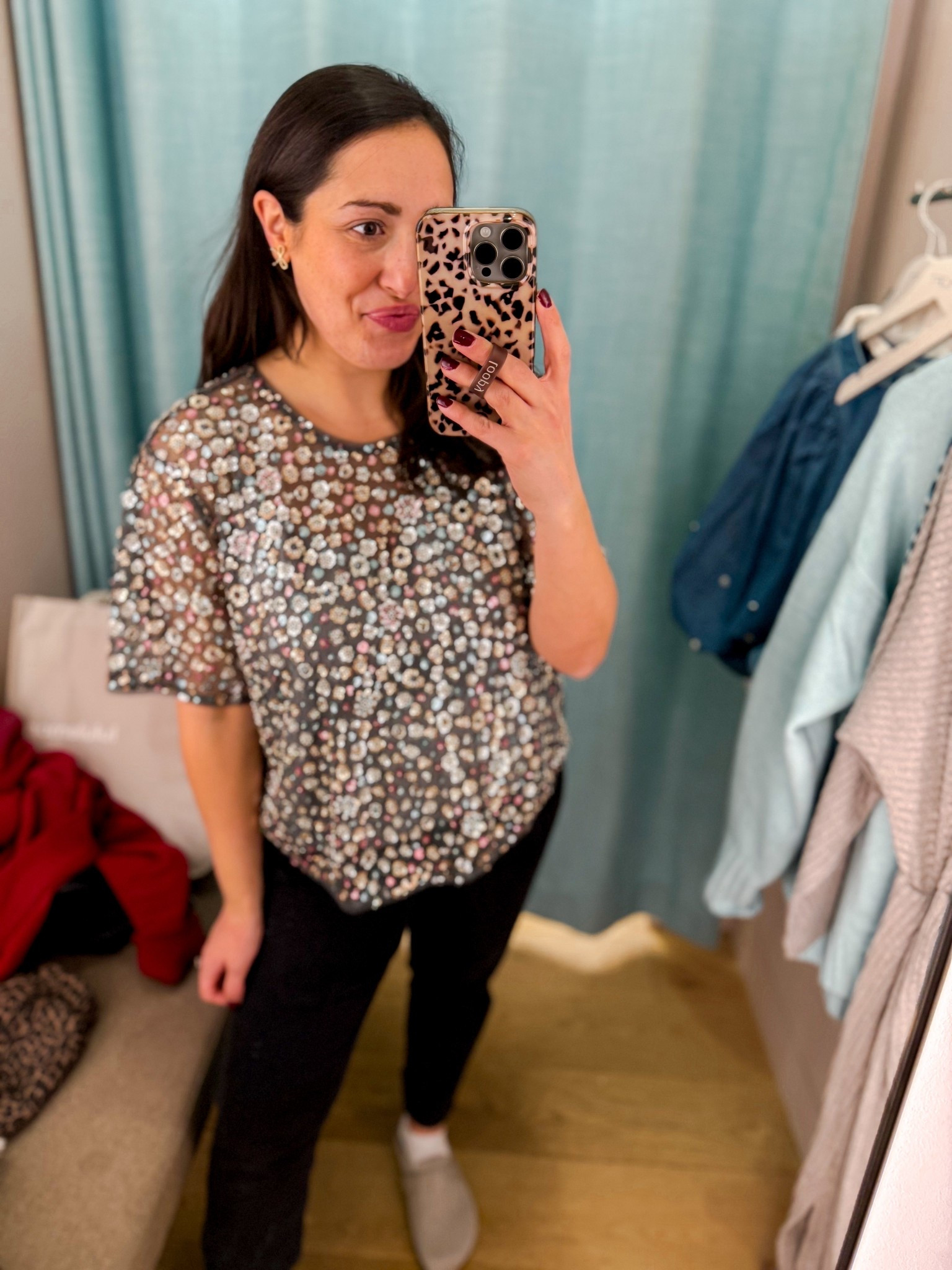 Loft holiday top

#LTKFindsUnder50 #LTKSaleAlert #LTKHoliday