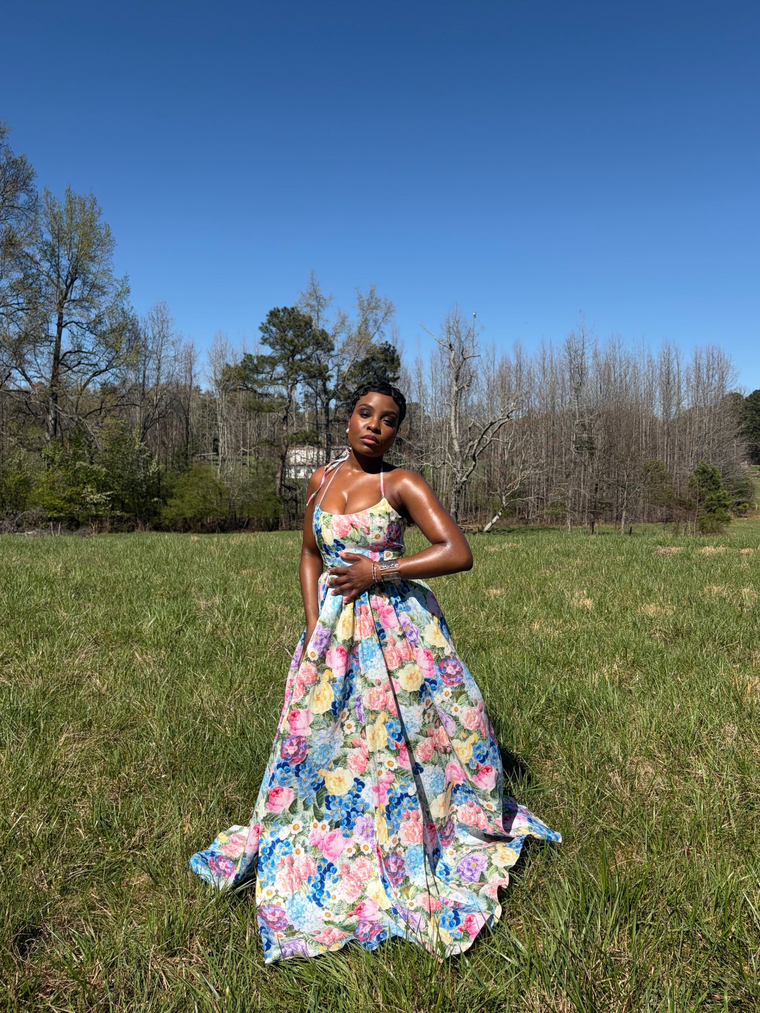 Floral maxi dress, spring fashion, show me your mumu, spring fashion, pixie haircut, floral dress

#LTKSeasonal #LTKSpringSale