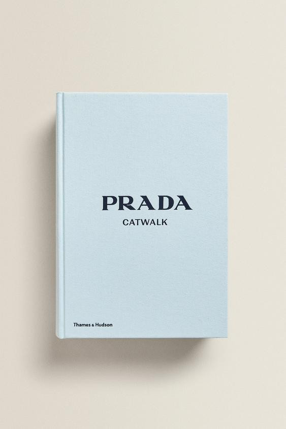 PRADA CATWALK BOOK (ENGLISH) | Zara US