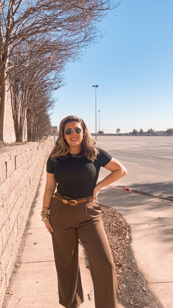 Wearing a size M in this bodysuit and a size m in the bottoms 

#LTKgrwm #LTKSpringSale #LTKdayinmylife