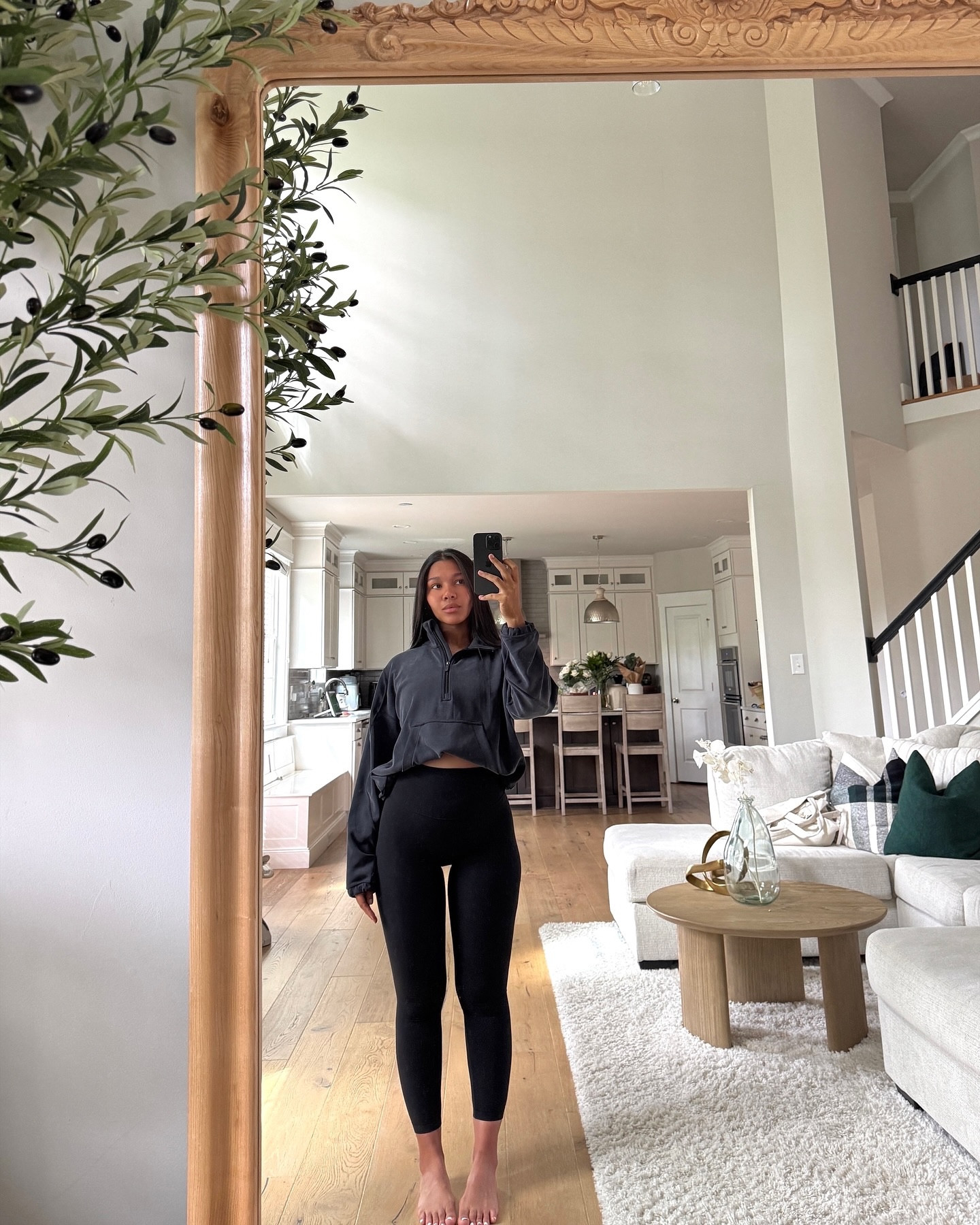 5 months pregnant in my Align No Line Pant and baby boy is RELIEVED to not have a seam on my tummy 🩵😭 

@lululemon 
#lululemoncreator