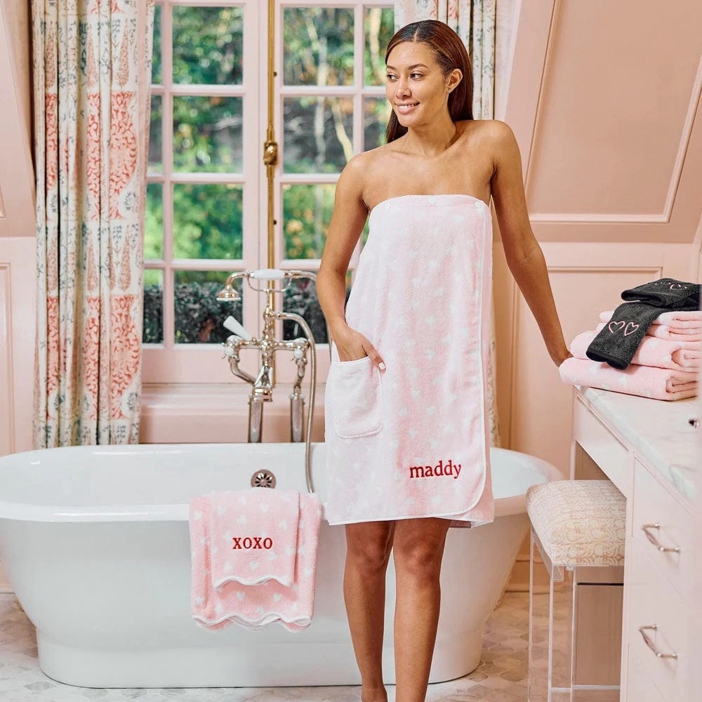 Weezie towels and bathrobe presents for Valentine’s Day 

New arrivals include a towel bundle set and the make up removal towels would be an easy and reasonably priced gift for a friendd

#LTKSeasonal