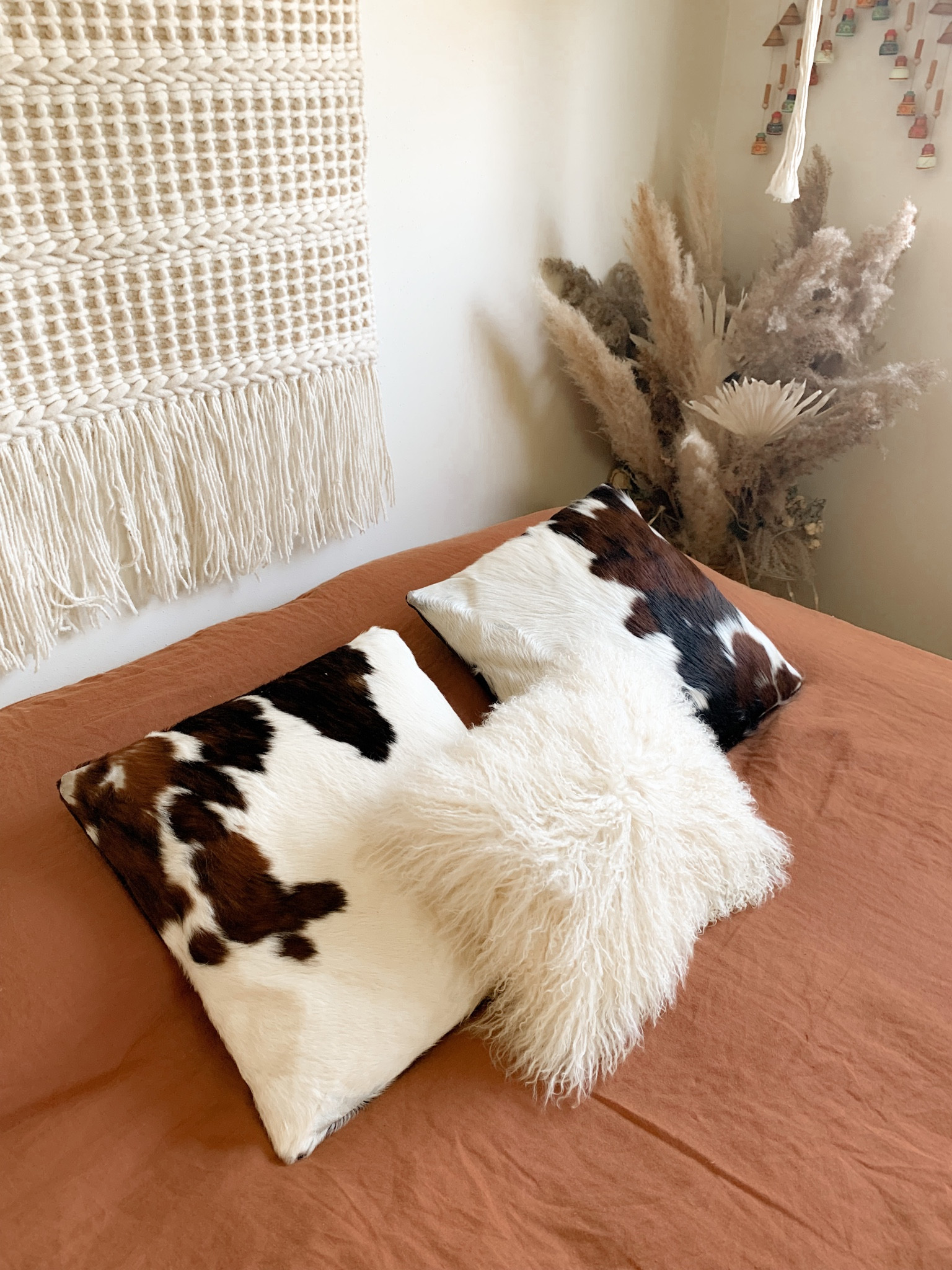 Linking some bedroom decor finds! 🤎

#LTKFind #LTKhome #LTKstyletip